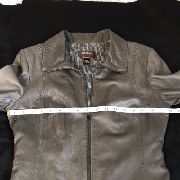 Danier Leather Jacket; Italian Leather; Lightly Distressed; Moto Style; Size XS - Picture 15 of 16